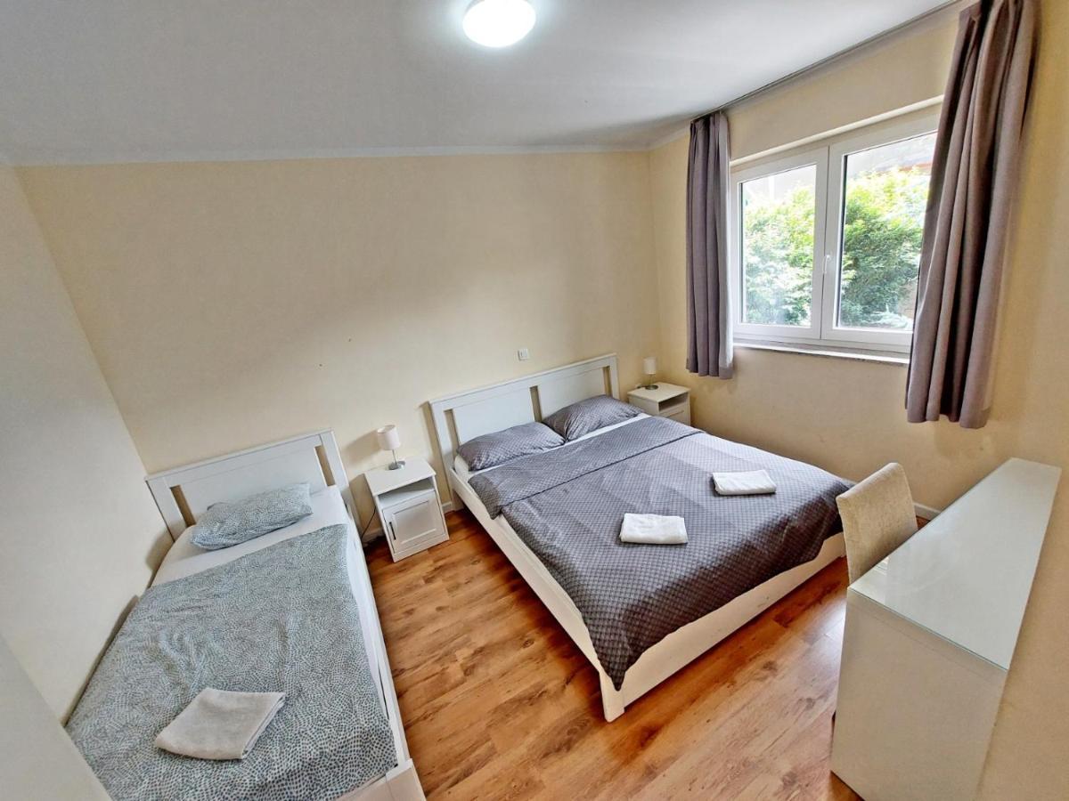 Rose Valley, Modern Studios & Apartments Ljubljana Bagian luar foto