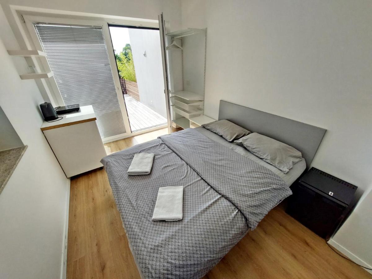 Rose Valley, Modern Studios & Apartments Ljubljana Bagian luar foto