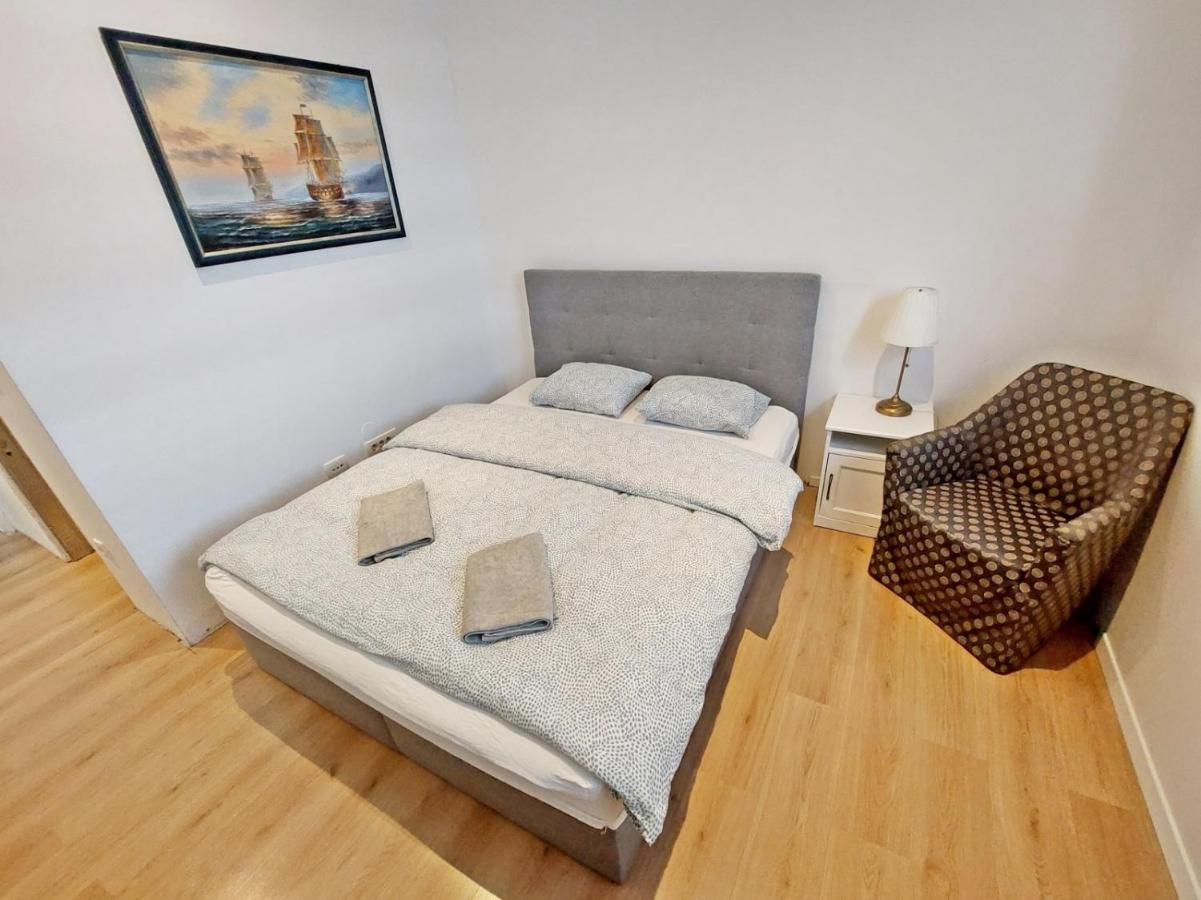 Rose Valley, Modern Studios & Apartments Ljubljana Bagian luar foto