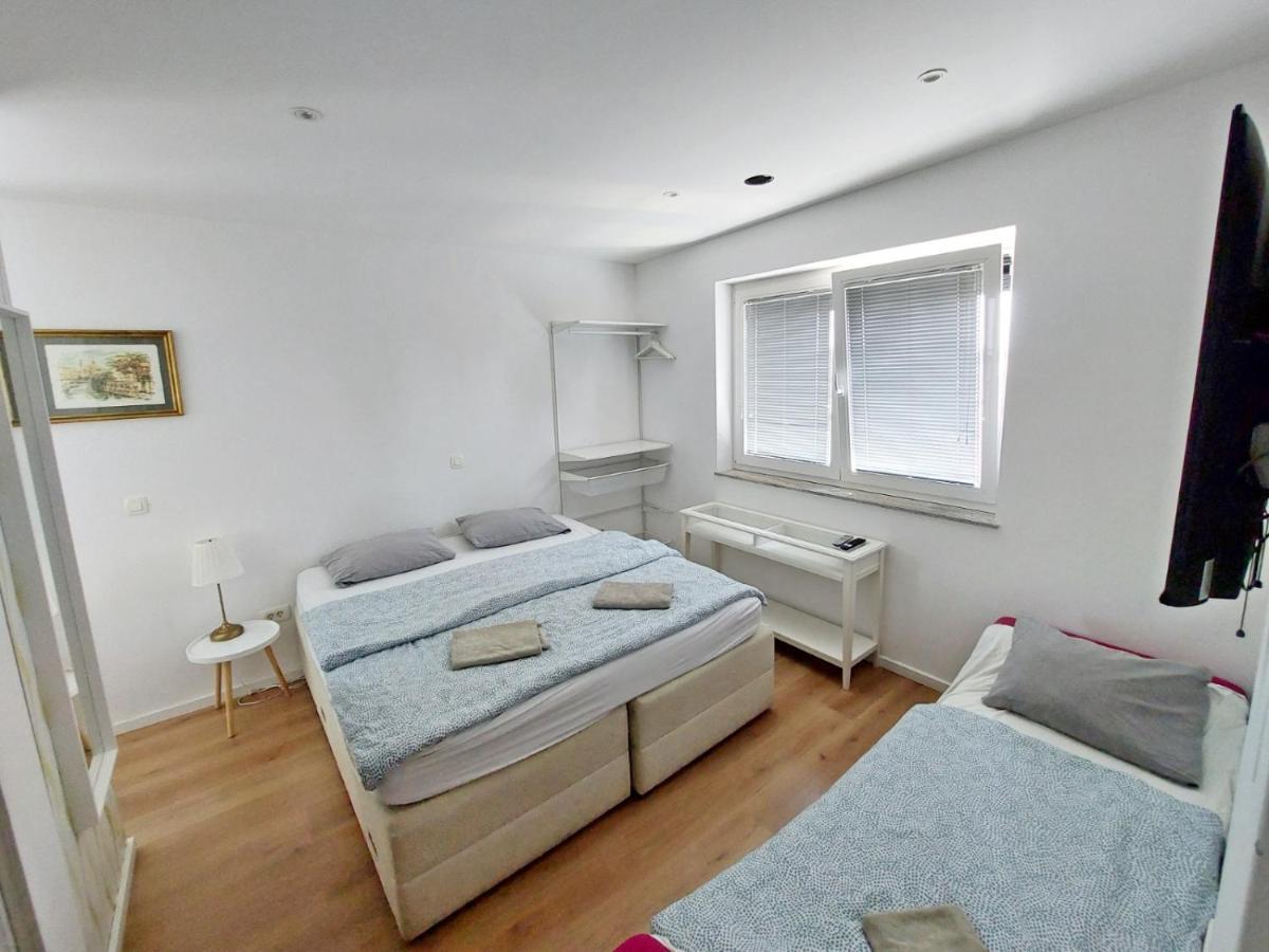 Rose Valley, Modern Studios & Apartments Ljubljana Bagian luar foto